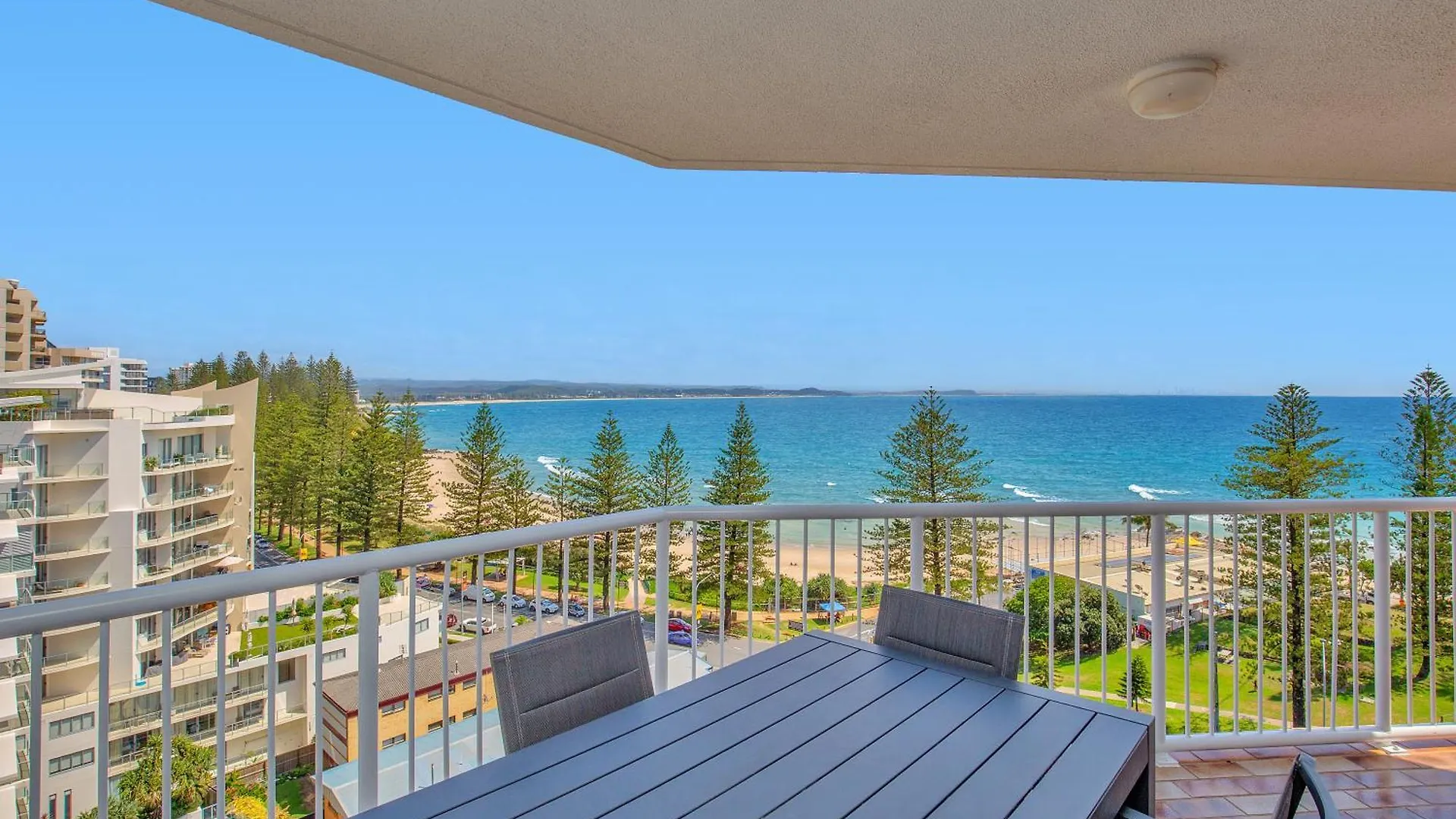 Carool Holiday Apartments Gold Coast Aparthotel