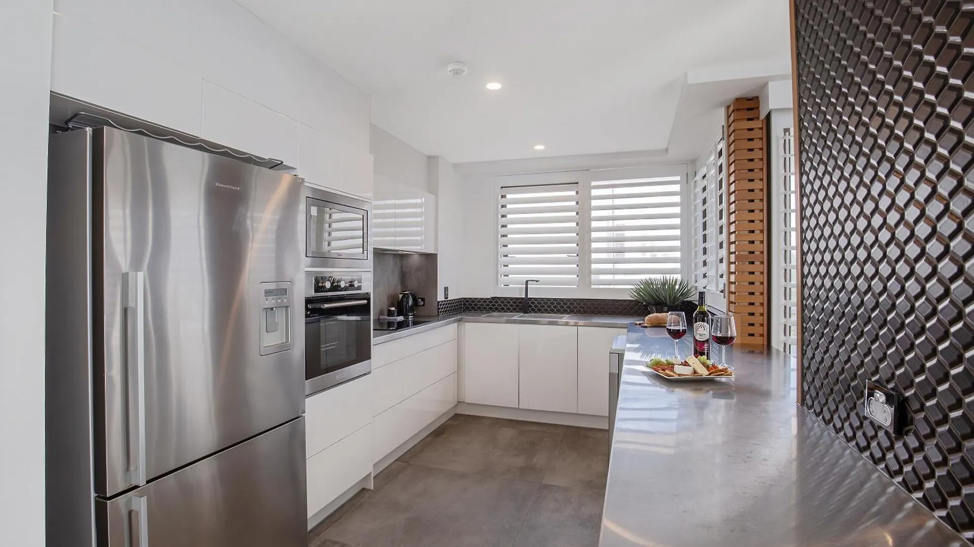Aparthotel Carool Holiday Apartments Gold Coast