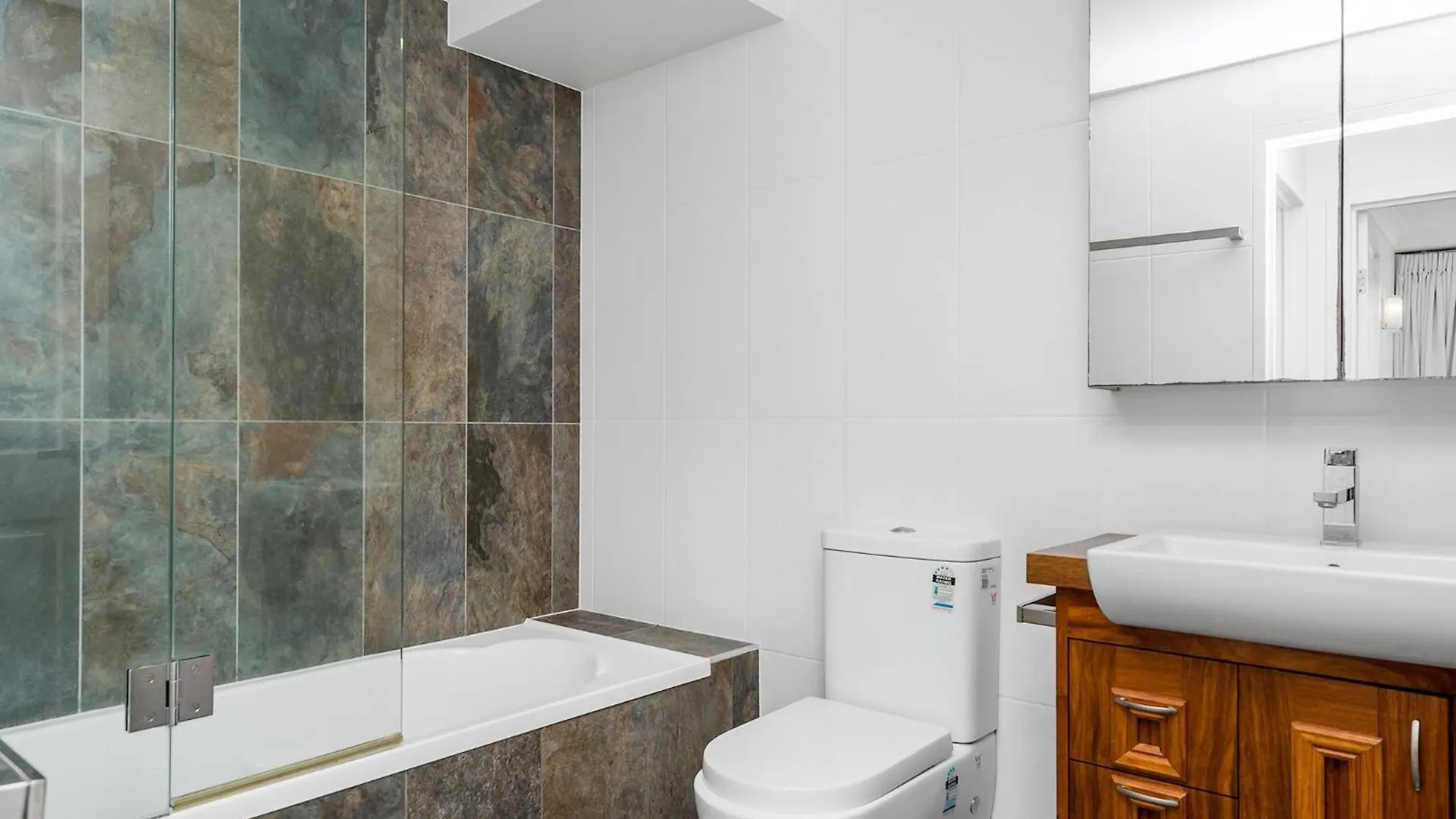 Carool Holiday Apartments Gold Coast 3*,