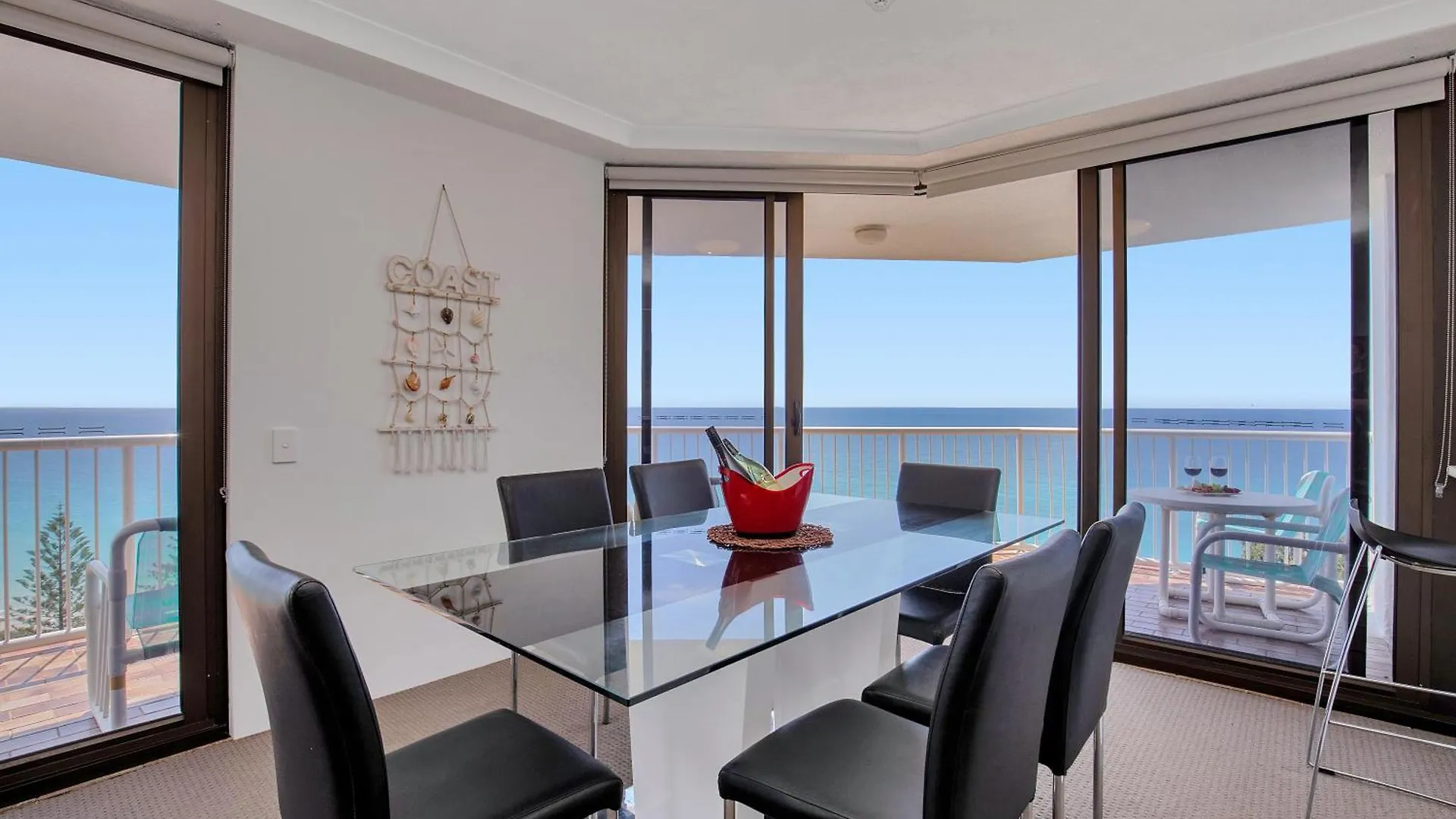 Carool Holiday Apartments Gold Coast